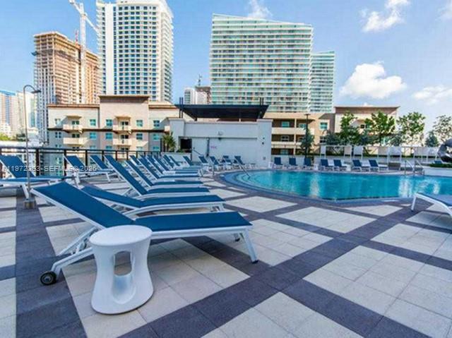 NINE AT MARY BRICKELL VIL - Residential