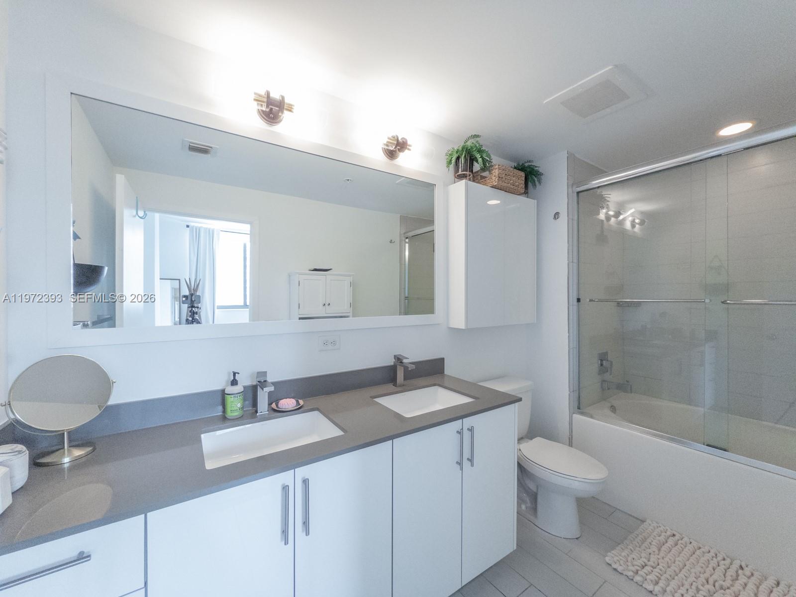 NINE AT MARY BRICKELL VIL - Residential