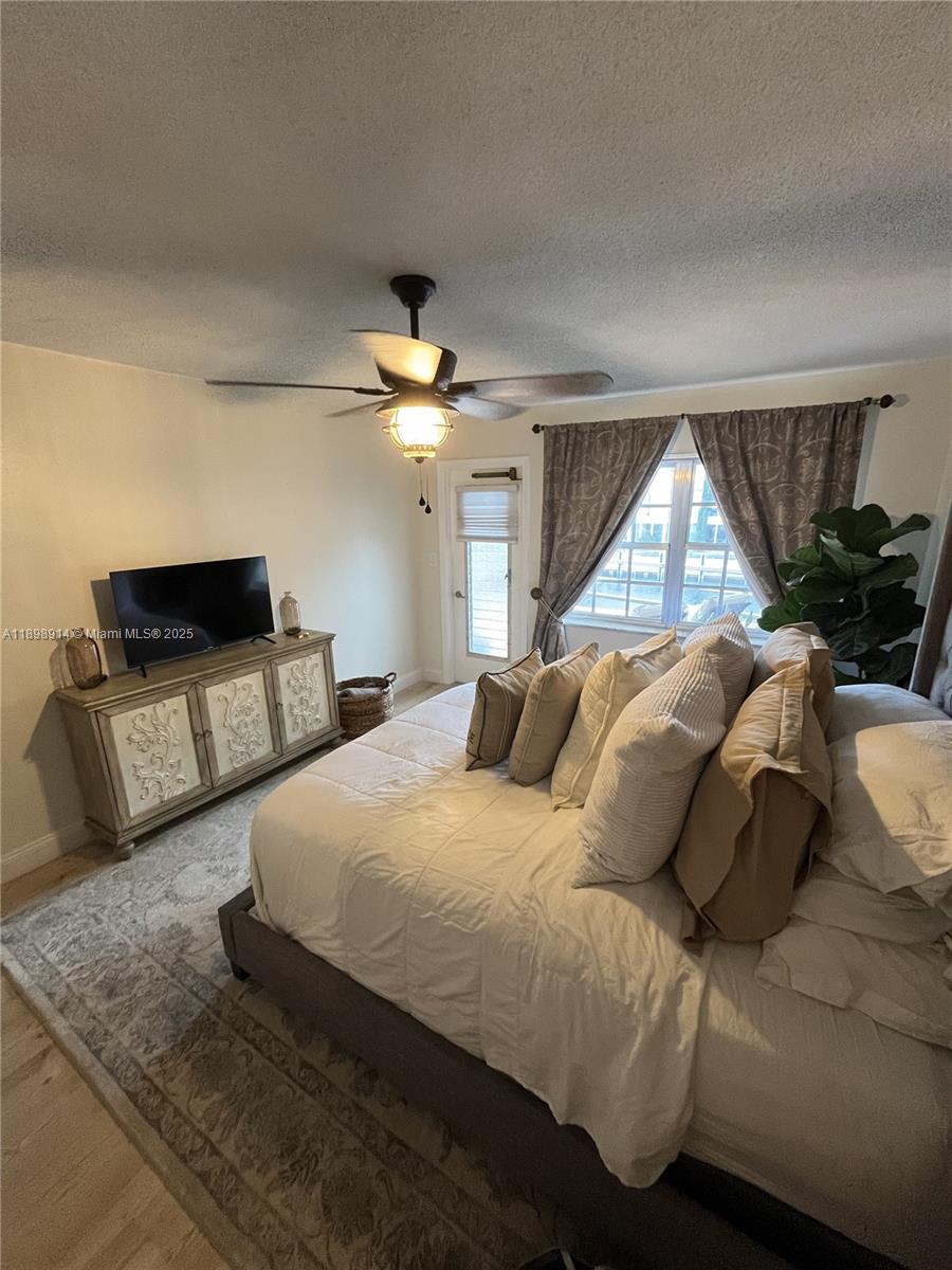WINDSOR CONDO - Residential