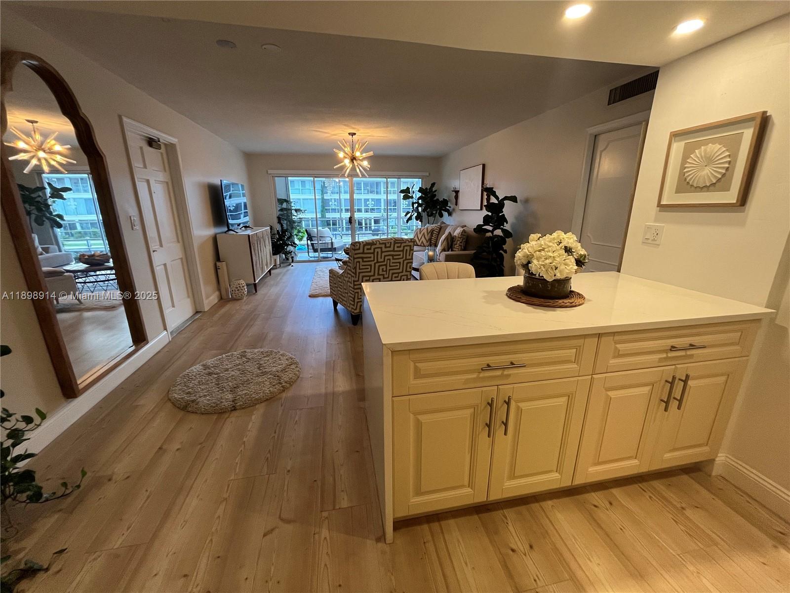 WINDSOR CONDO - Residential