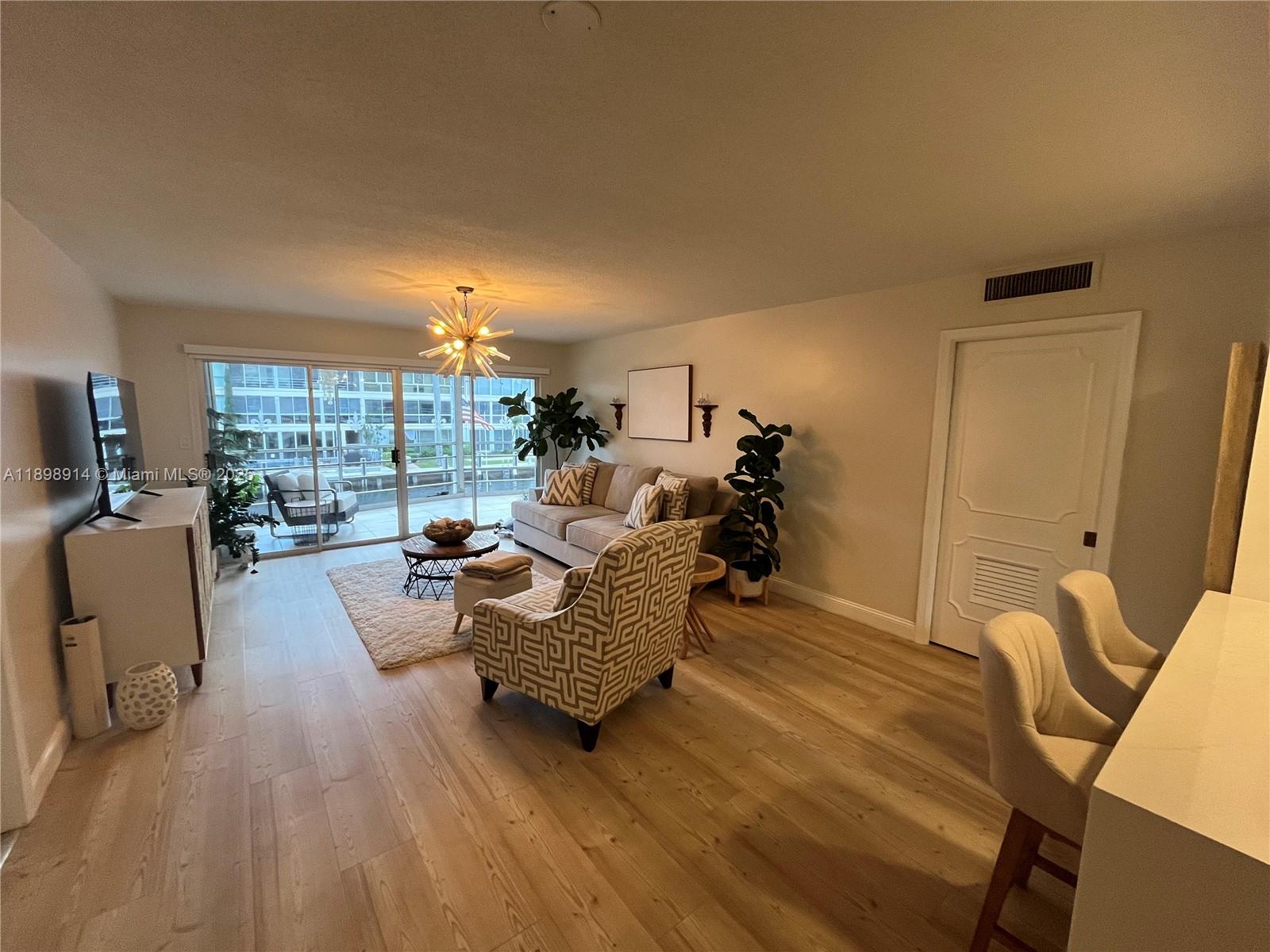 WINDSOR CONDO - Residential