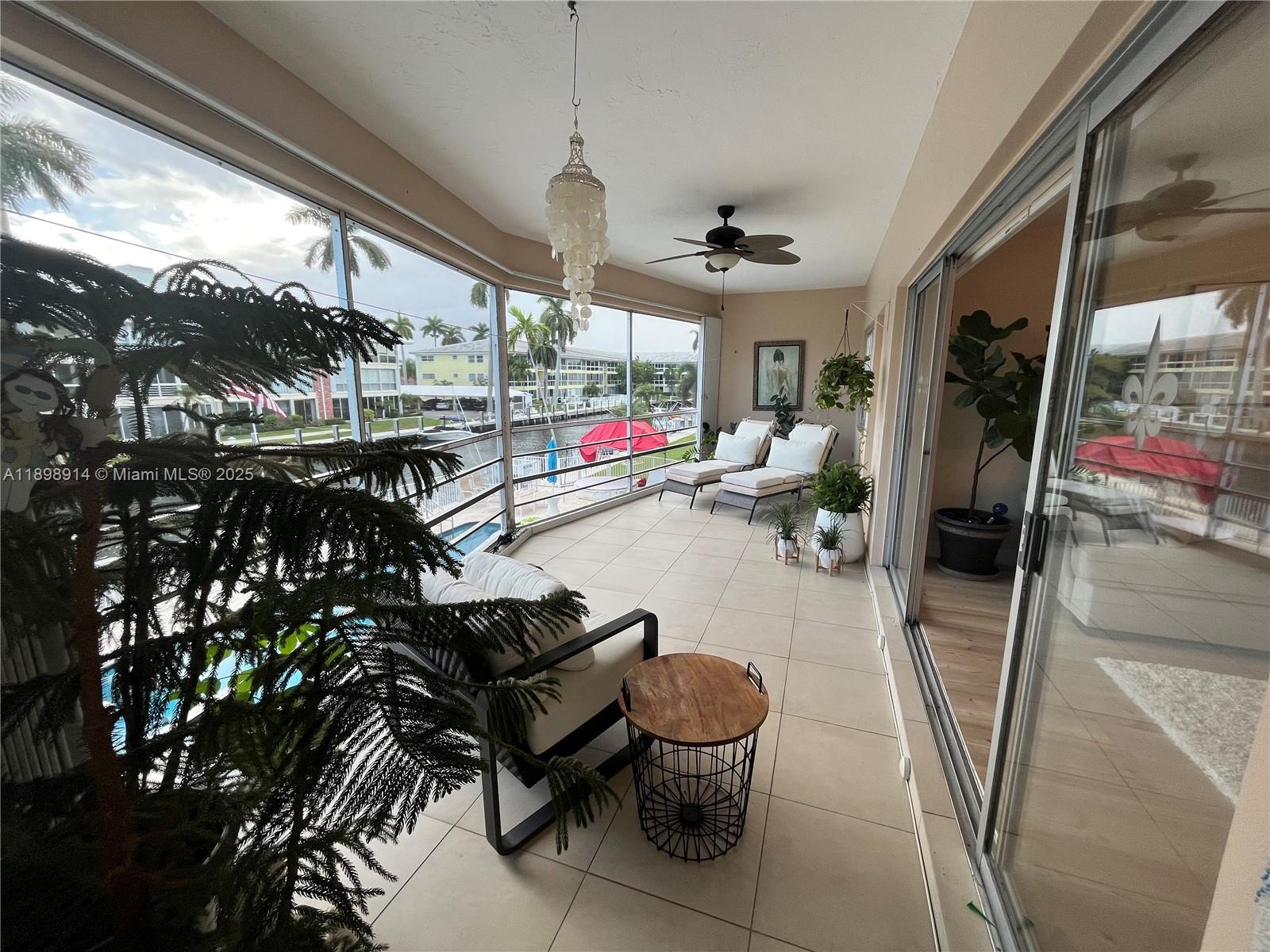 WINDSOR CONDO - Residential