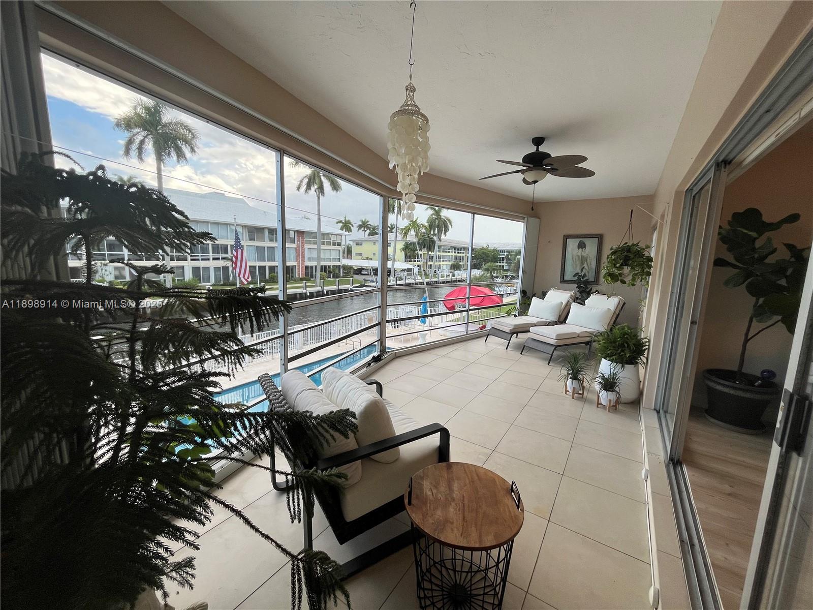 WINDSOR CONDO - Residential