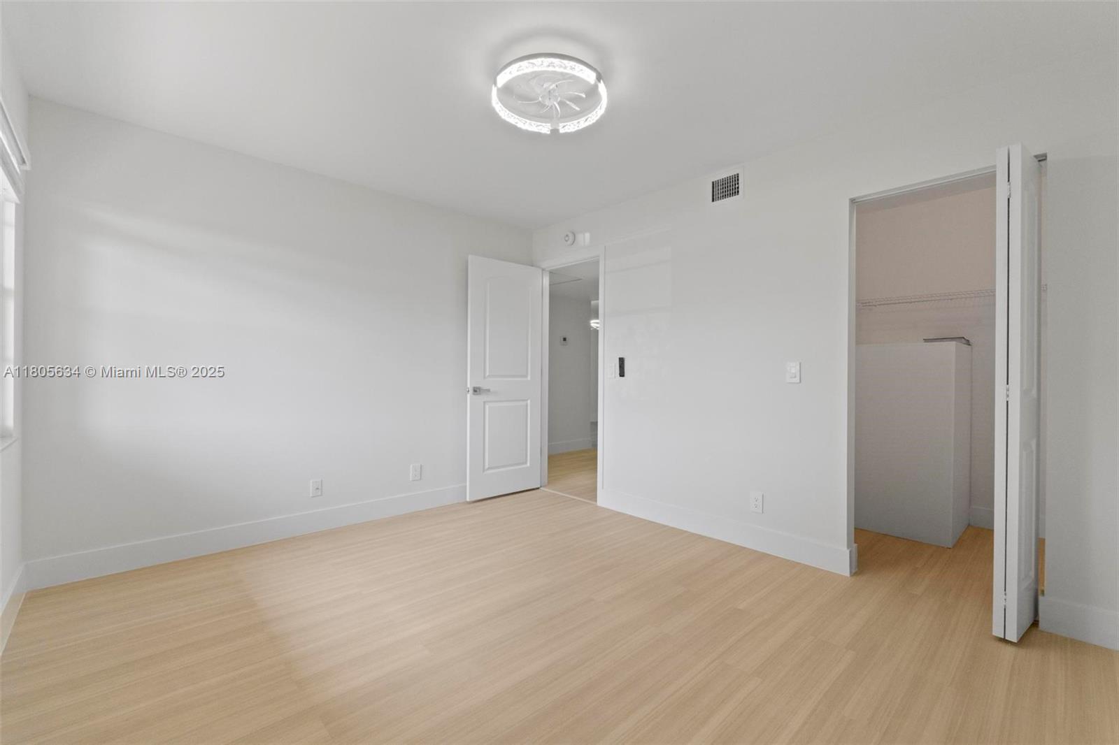 CAMBRIDGE AT CENTURY VILLA - Residential