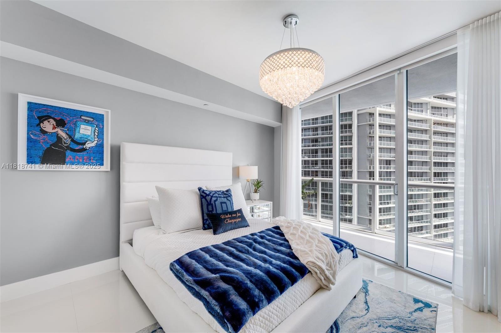 ICON BRICKELL NO TWO - Residential