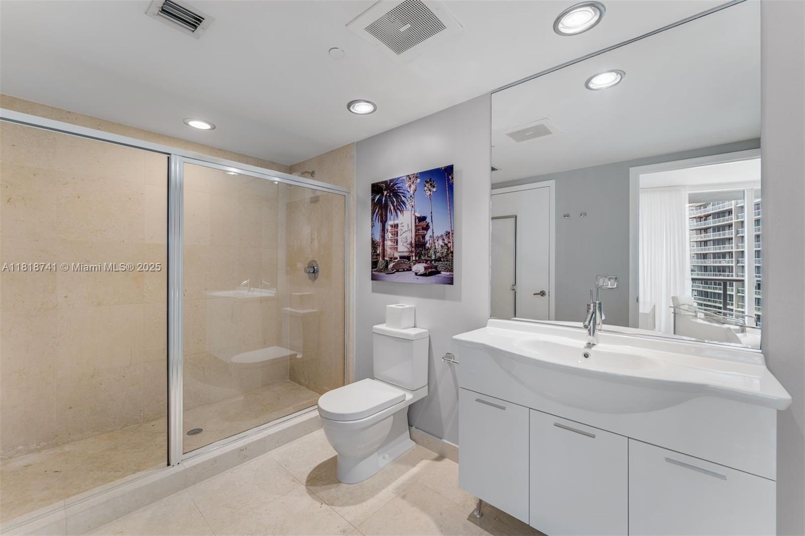 ICON BRICKELL NO TWO - Residential