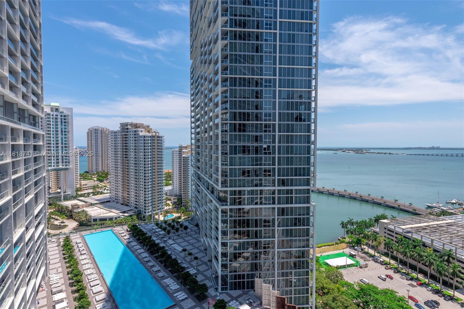 ICON BRICKELL NO TWO - Residential