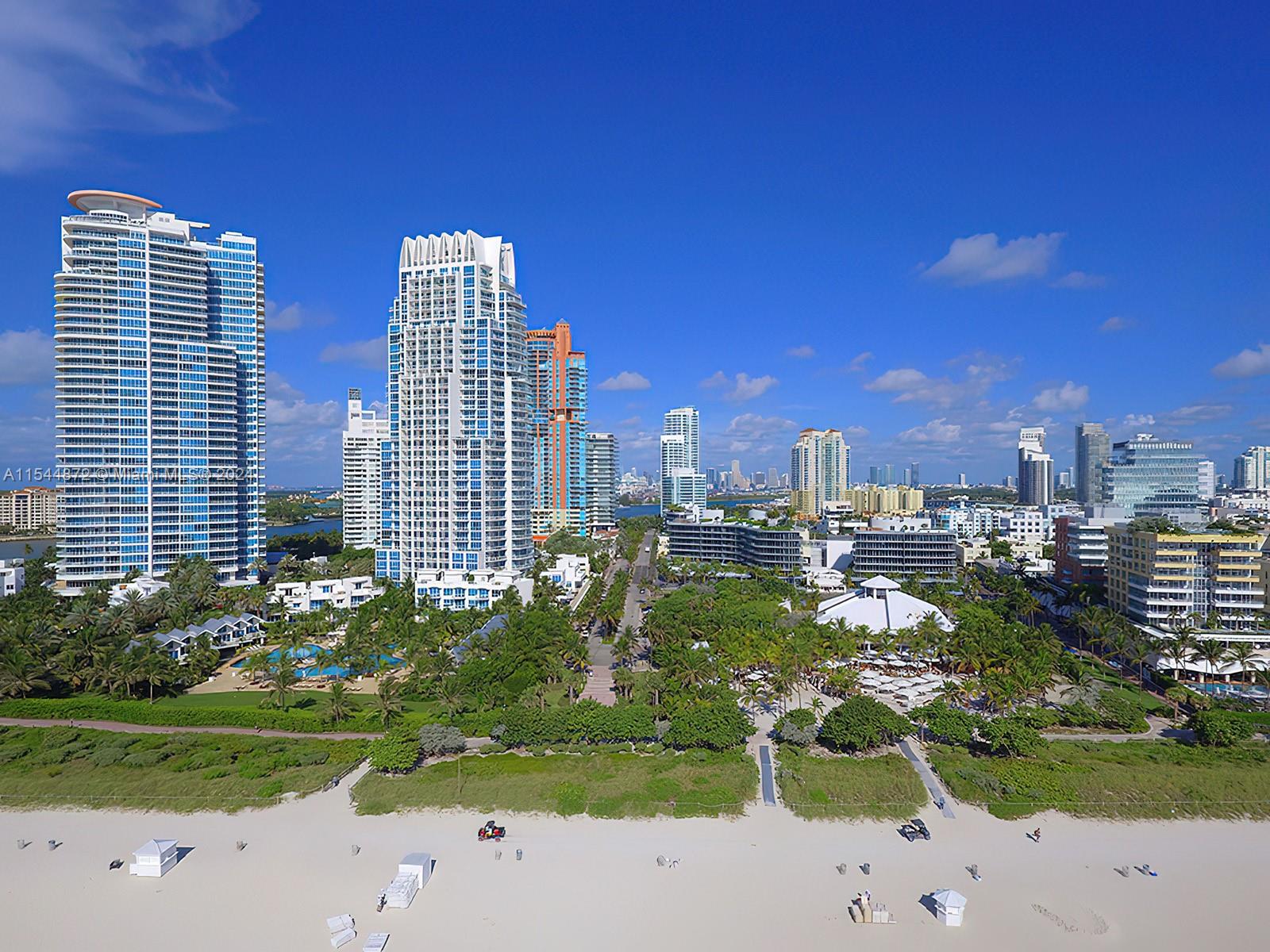 CONTINUUM ON SOUTH BEACH - Residential