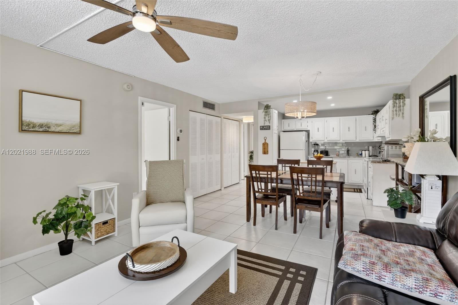 CONDOMINIUM 6 OF ENVIRON - Residential