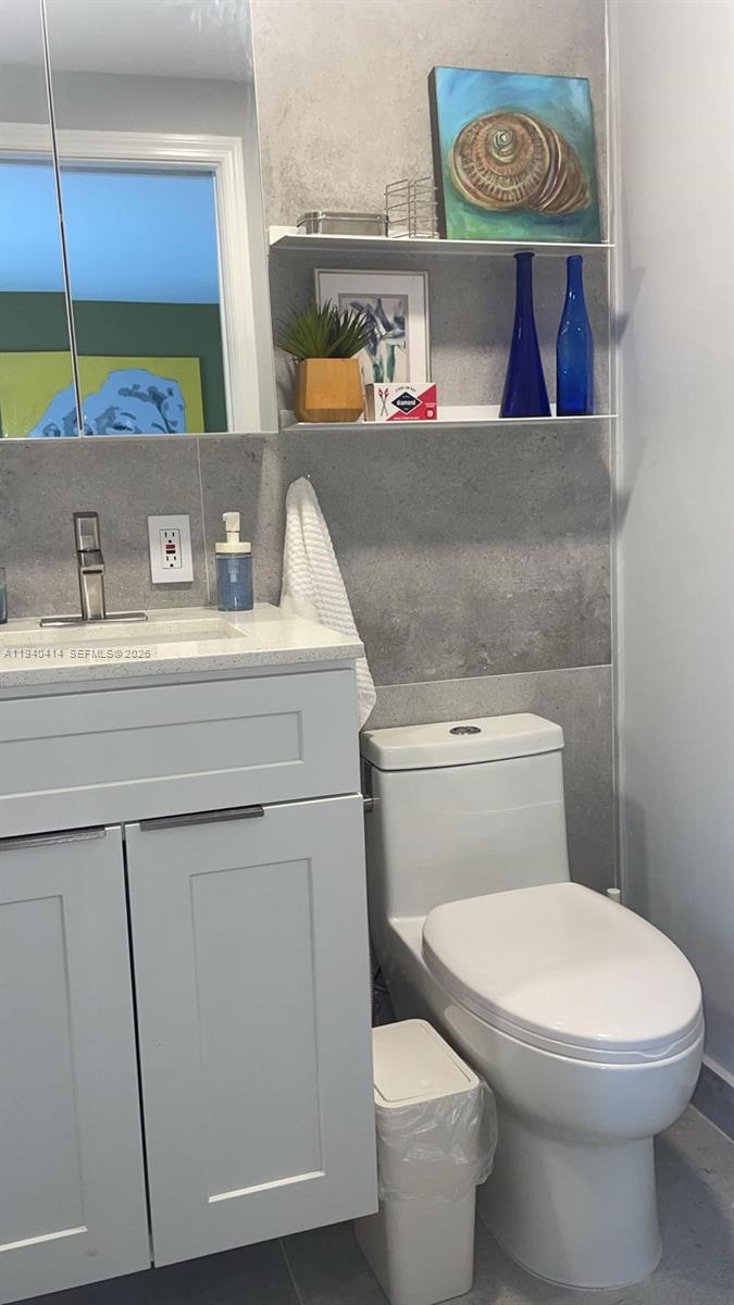 GATEWAY WEST CONDO - Residential