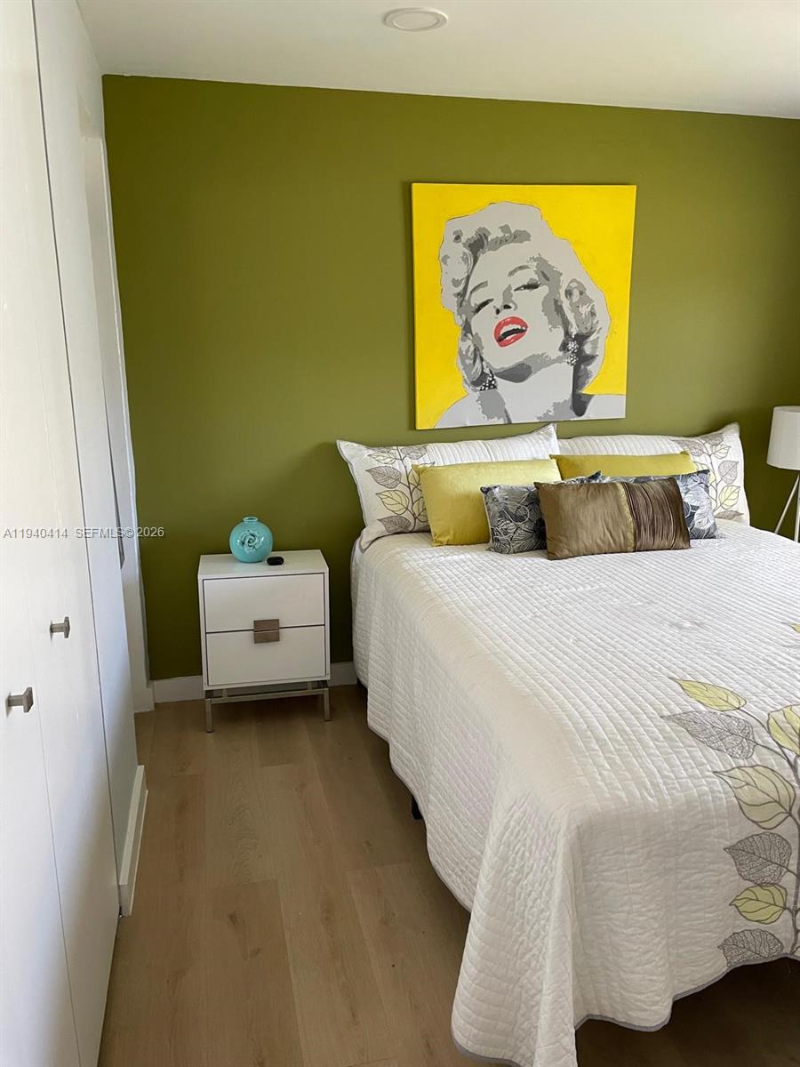 GATEWAY WEST CONDO - Residential