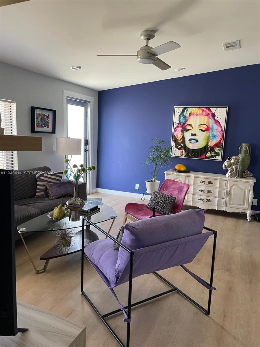 GATEWAY WEST CONDO - Residential