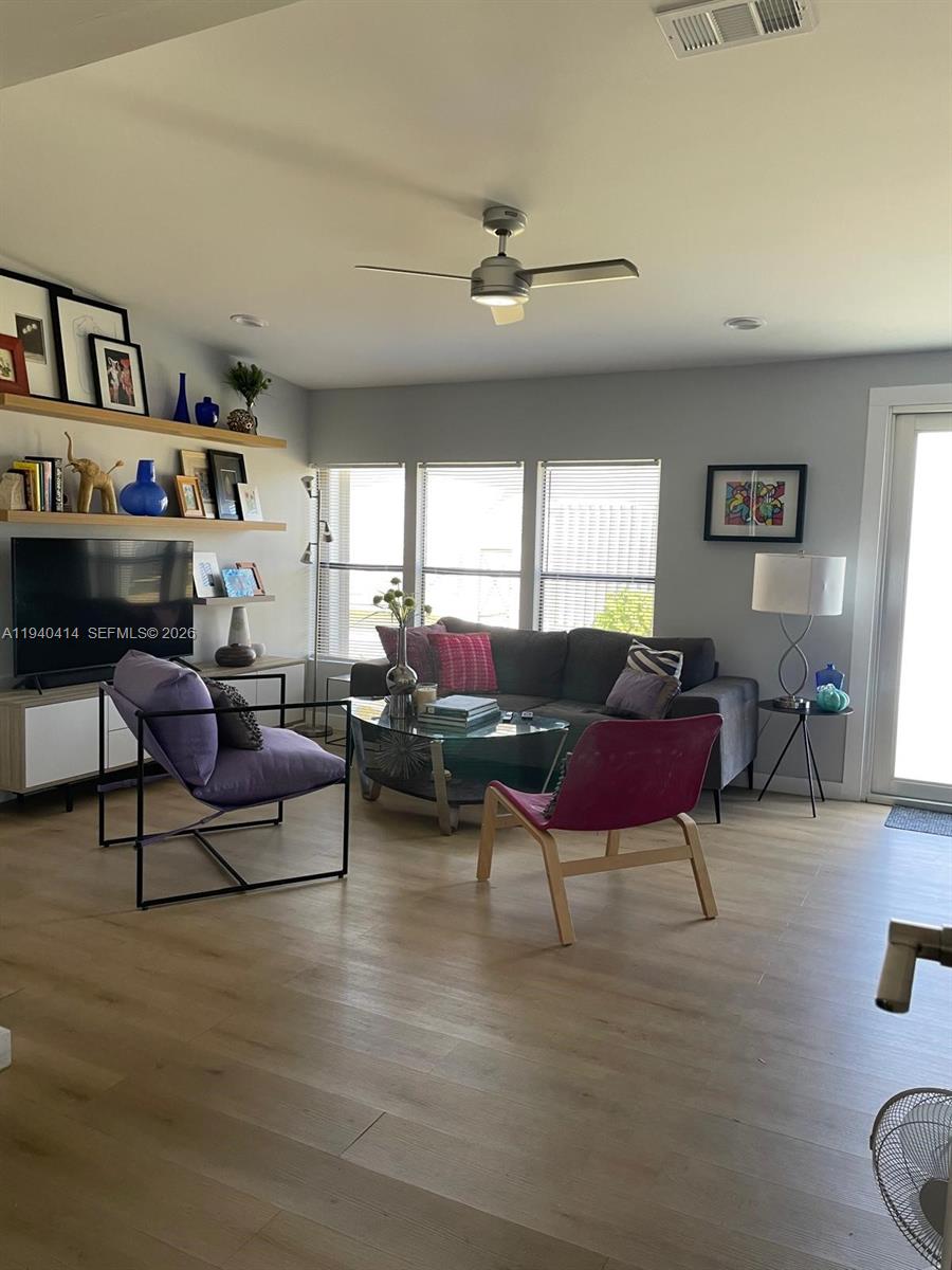 GATEWAY WEST CONDO - Residential