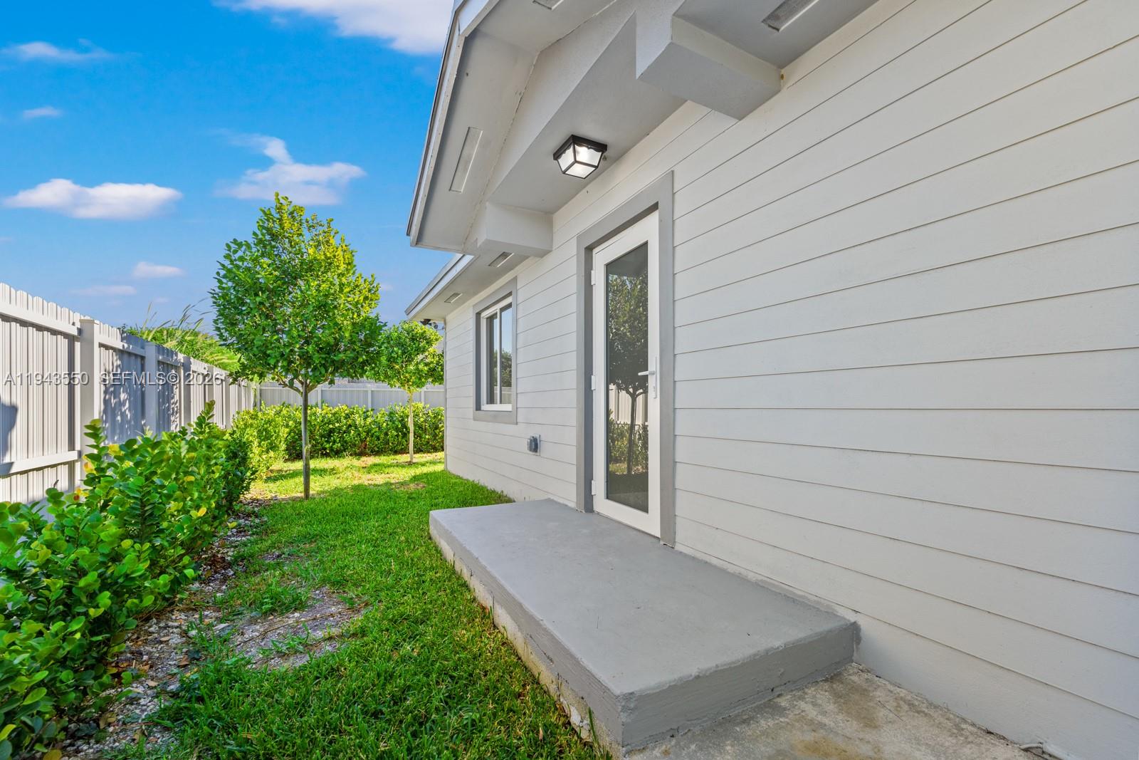 TOWN OF FLORIDA CITY - Residential Income