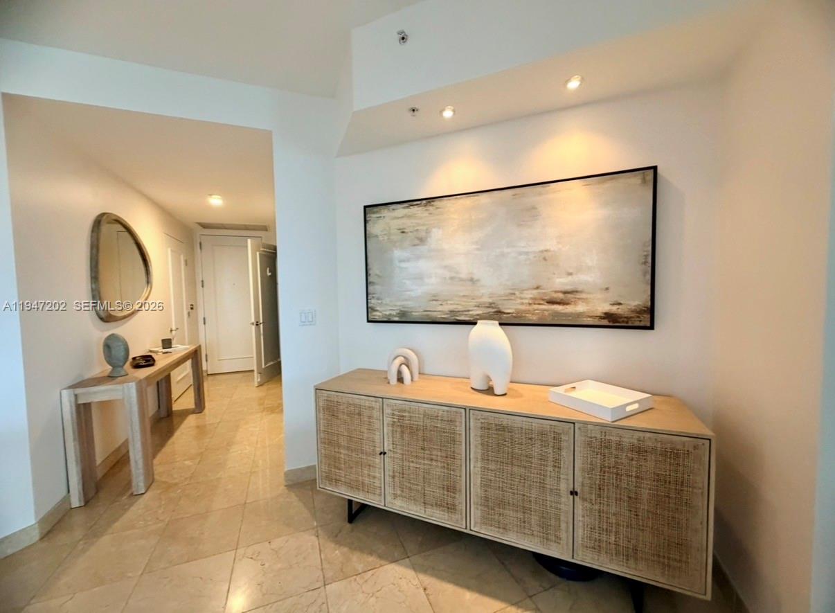 801 Brickell Key Blvd 2401