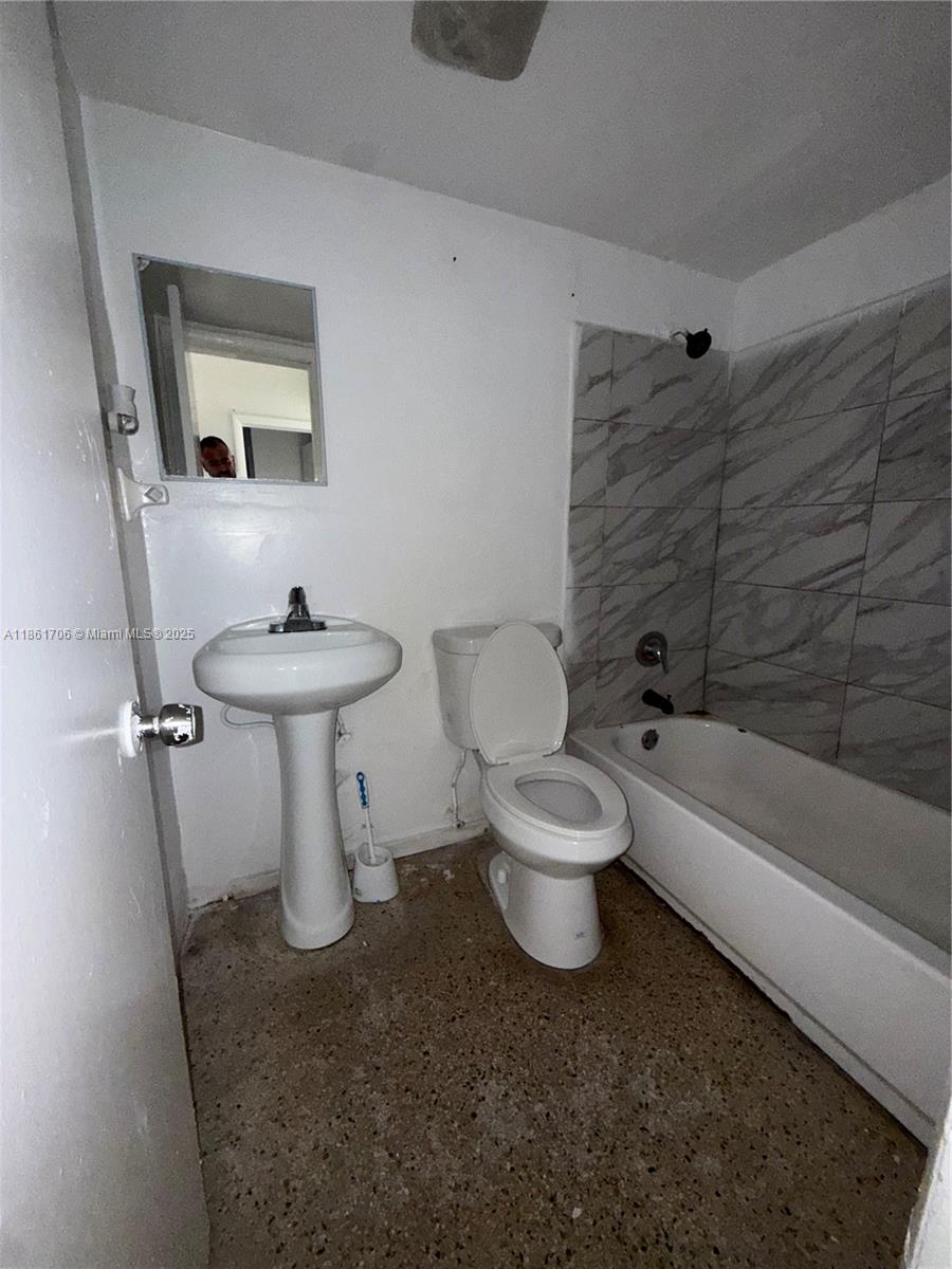 GLENNDALE - Residential Lease