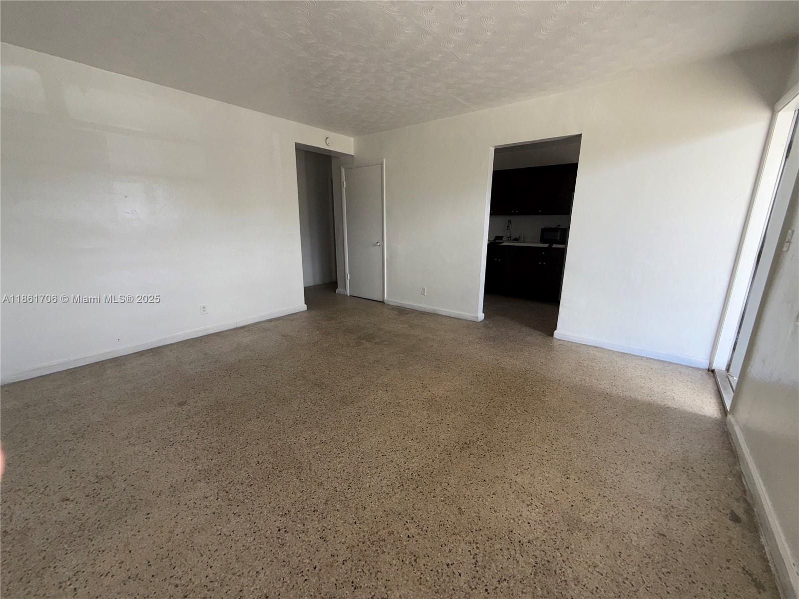 GLENNDALE - Residential Lease