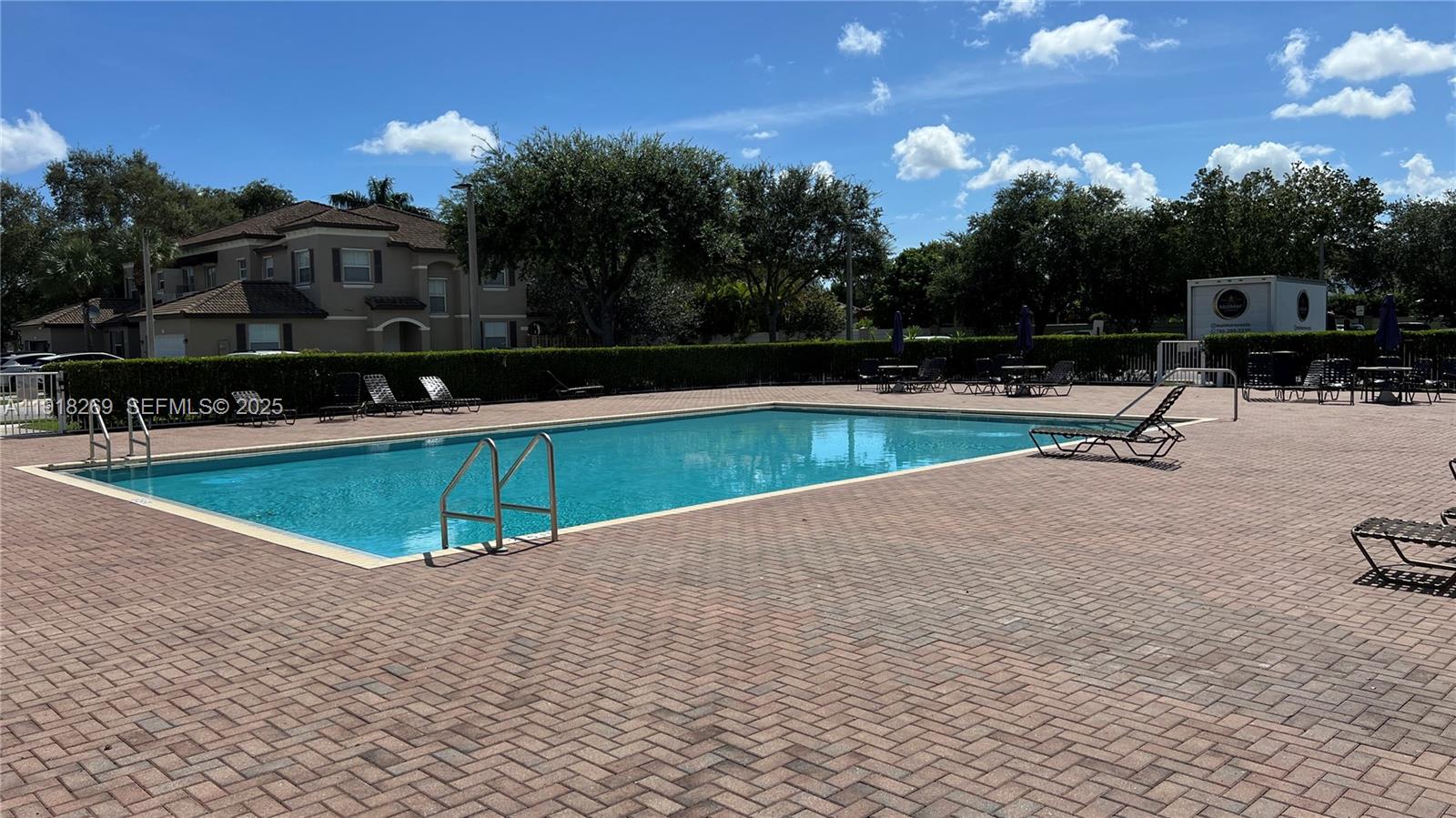 CENTURY GARDENS VILLAS - Residential