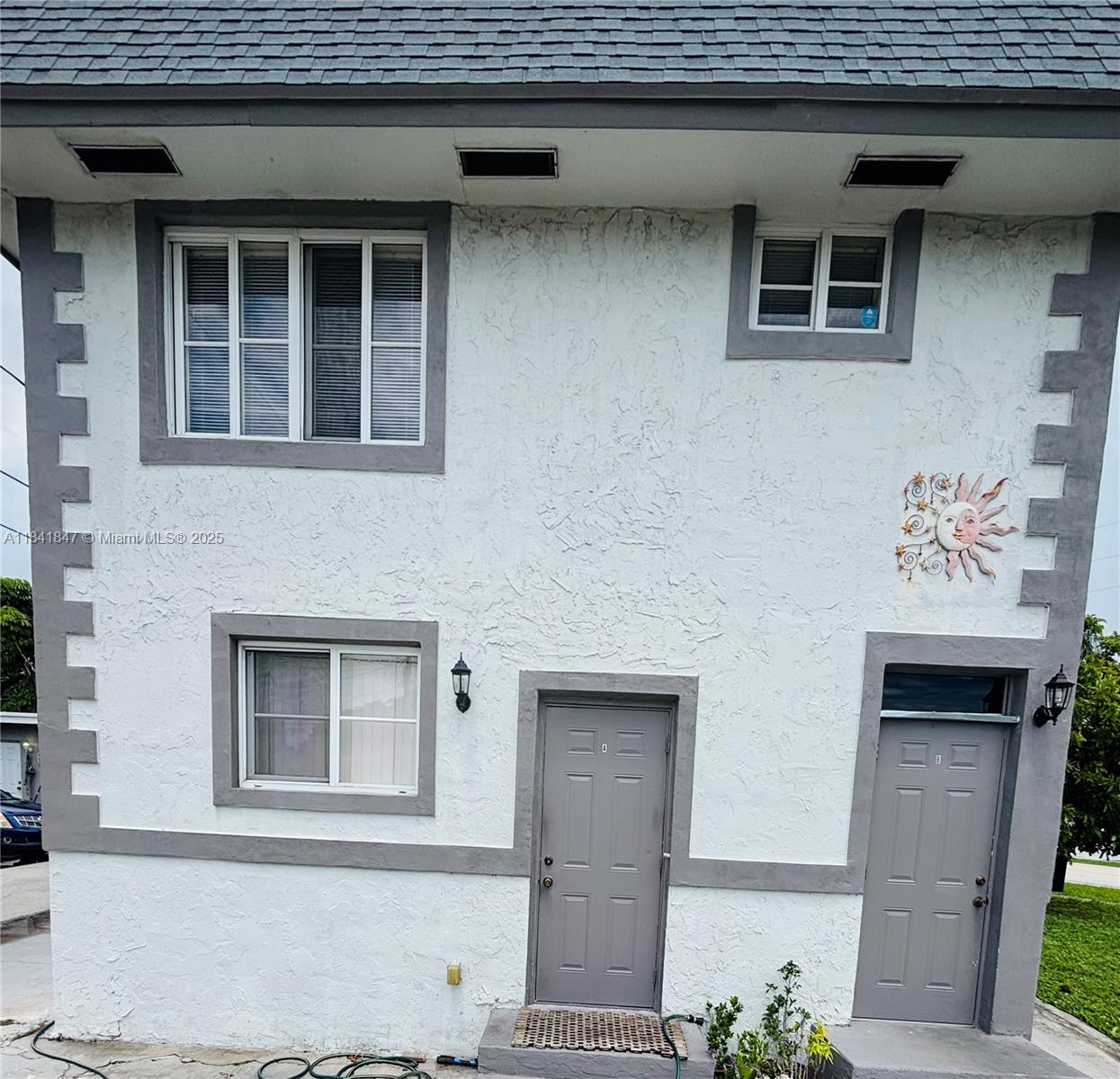 219 W Dixie Hwy B