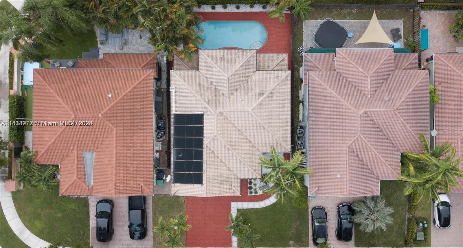 DORAL MEADOWS 1ST ADDN - Residential