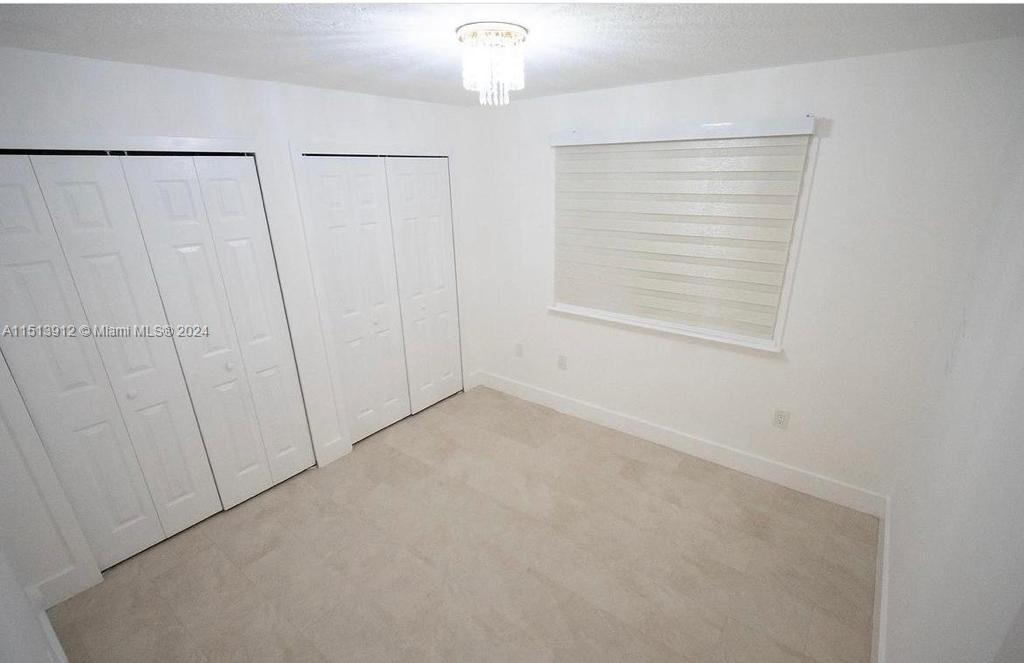 DORAL MEADOWS 1ST ADDN - Residential