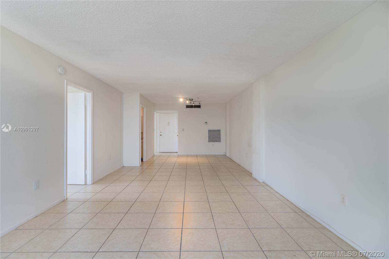 ADMIRAL TOWERS CONDO - Residential Lease