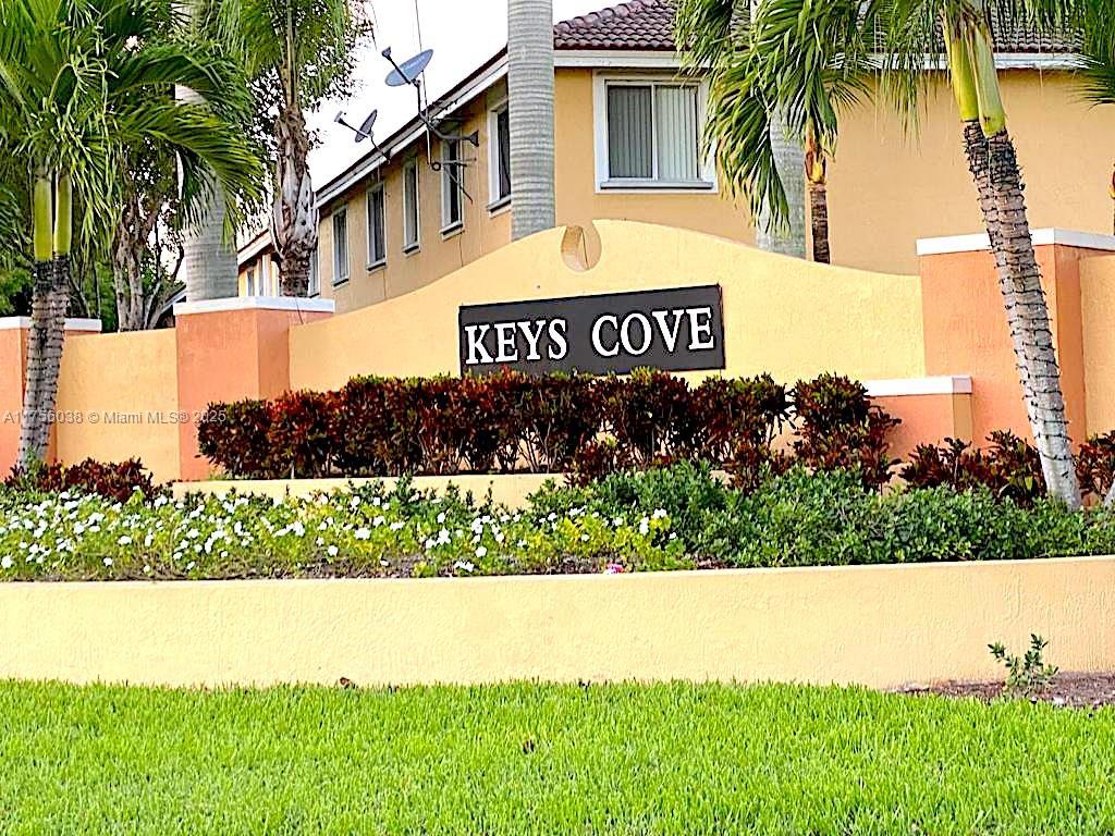 2436 Se 14th Ave 279, Homestead, Miami-Dade County, Florida - 3 Bedrooms  
3 Bathrooms - 