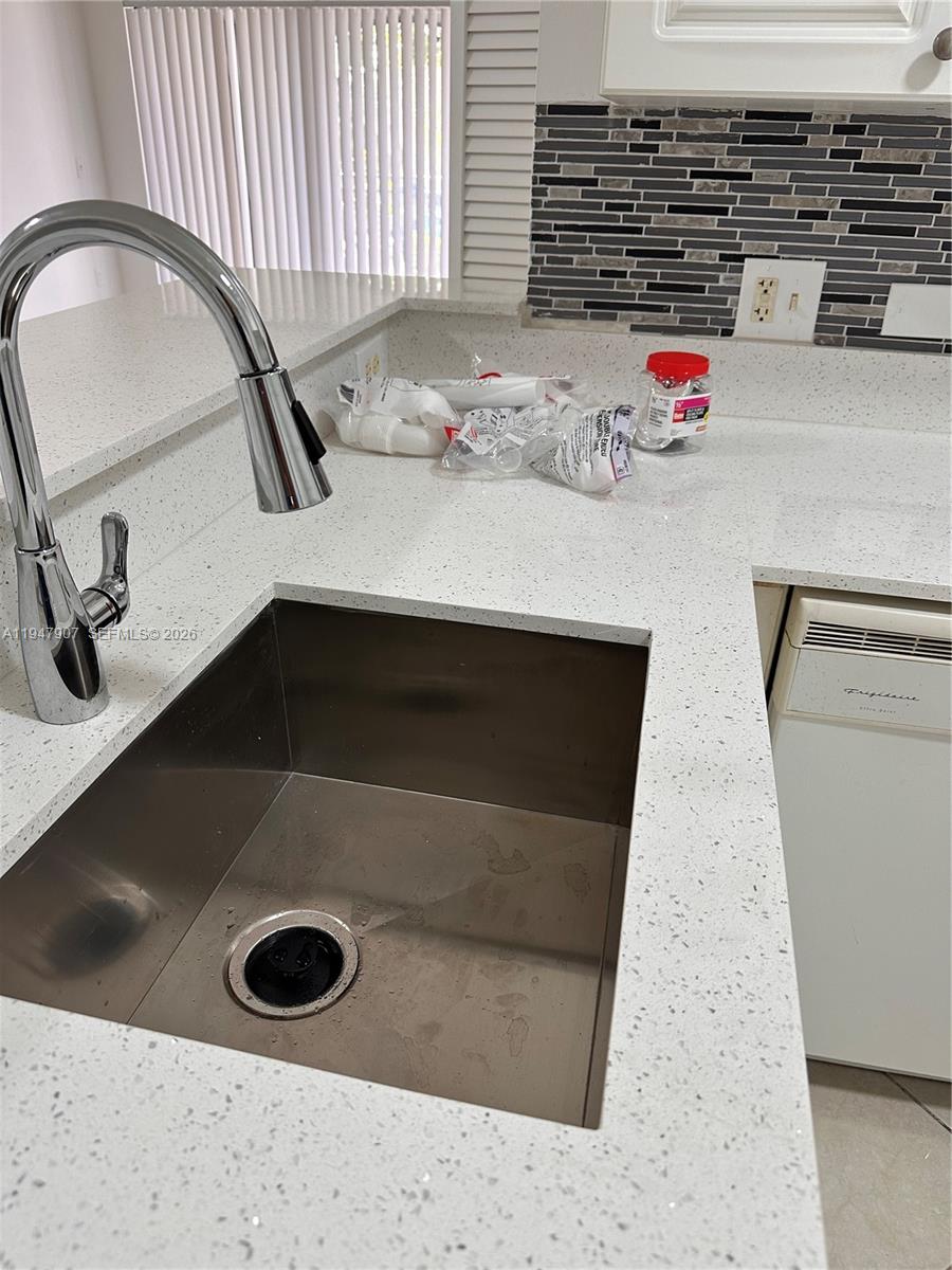 LA VIA CONDO - Residential