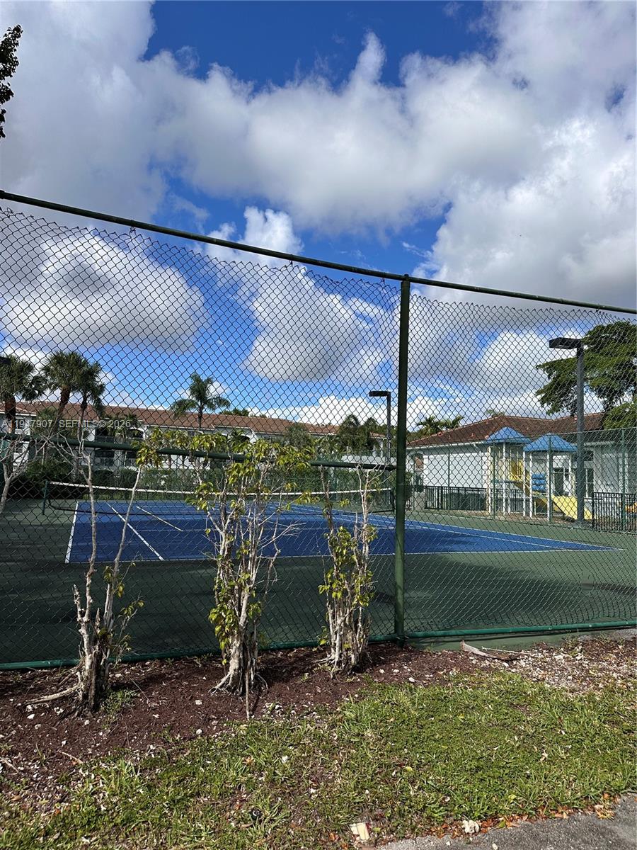 LA VIA CONDO - Residential