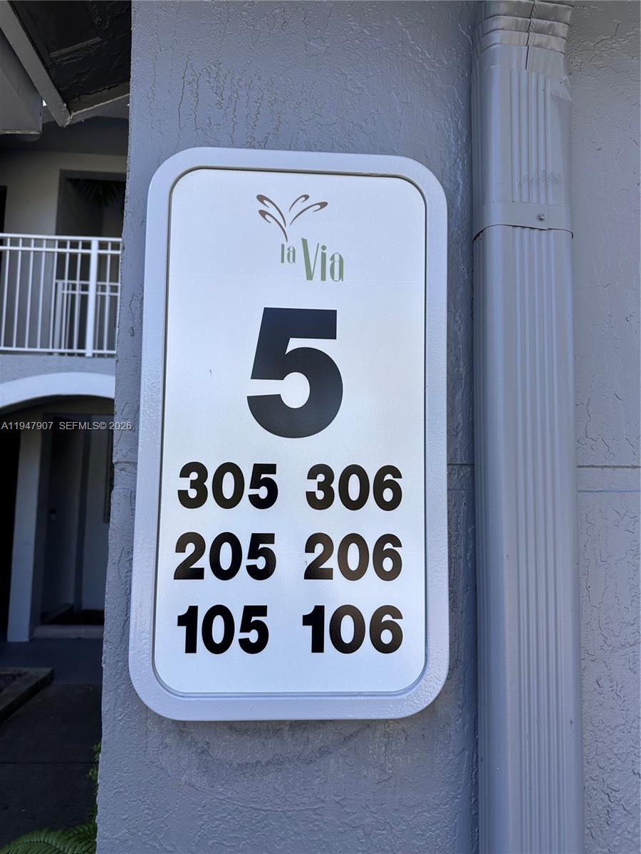 LA VIA CONDO - Residential