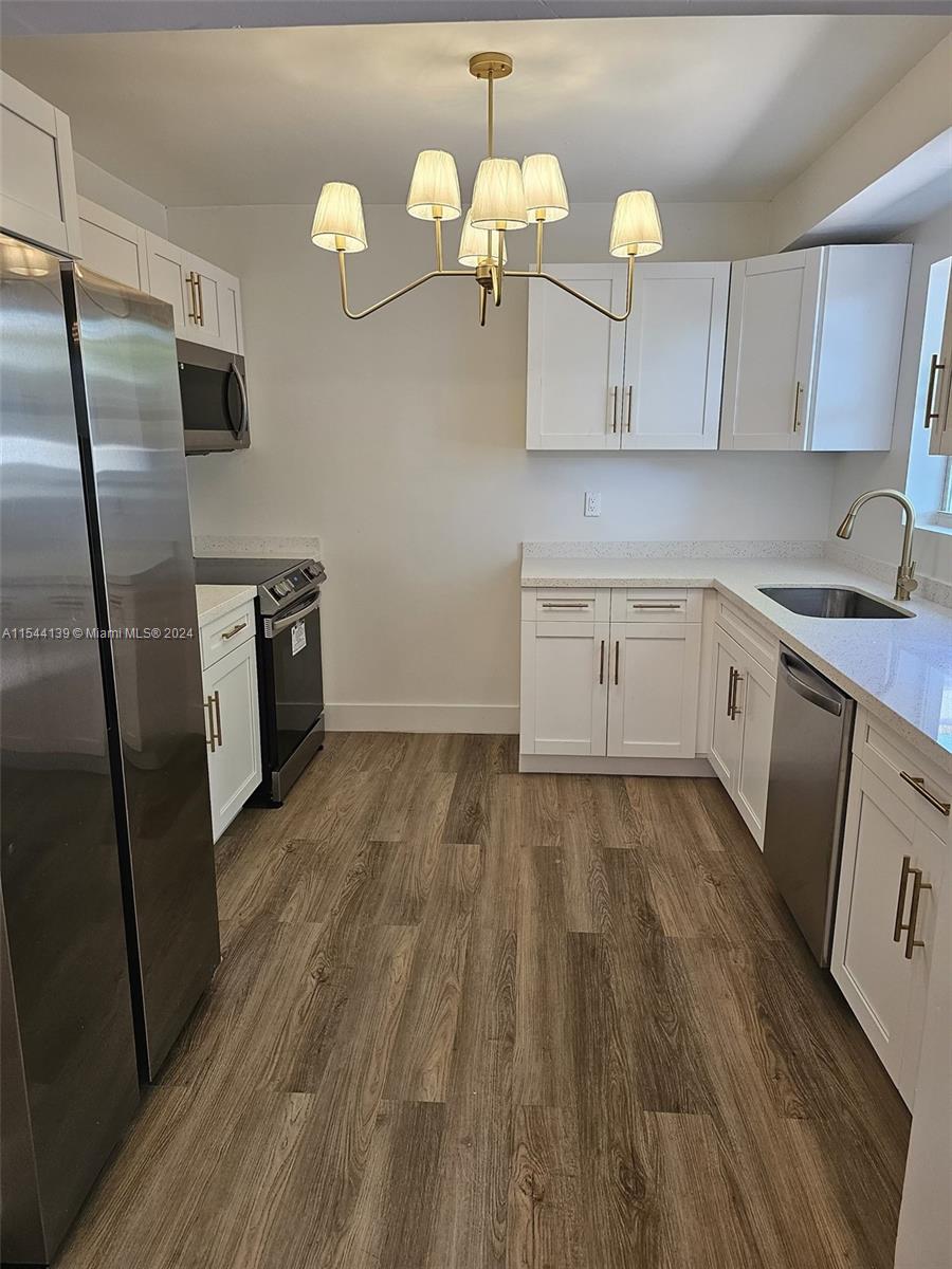 ISLE OF NORMANDY MIAMI VI - Residential Lease
