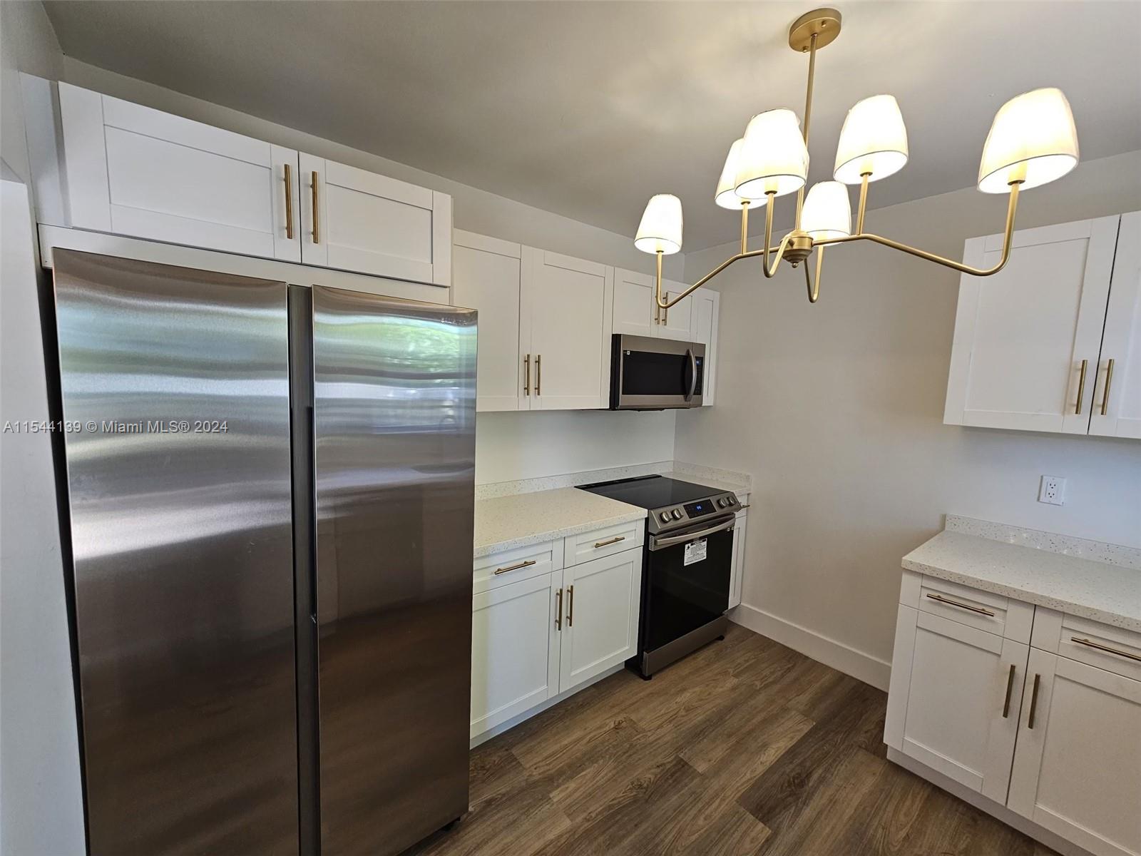 ISLE OF NORMANDY MIAMI VI - Residential Lease