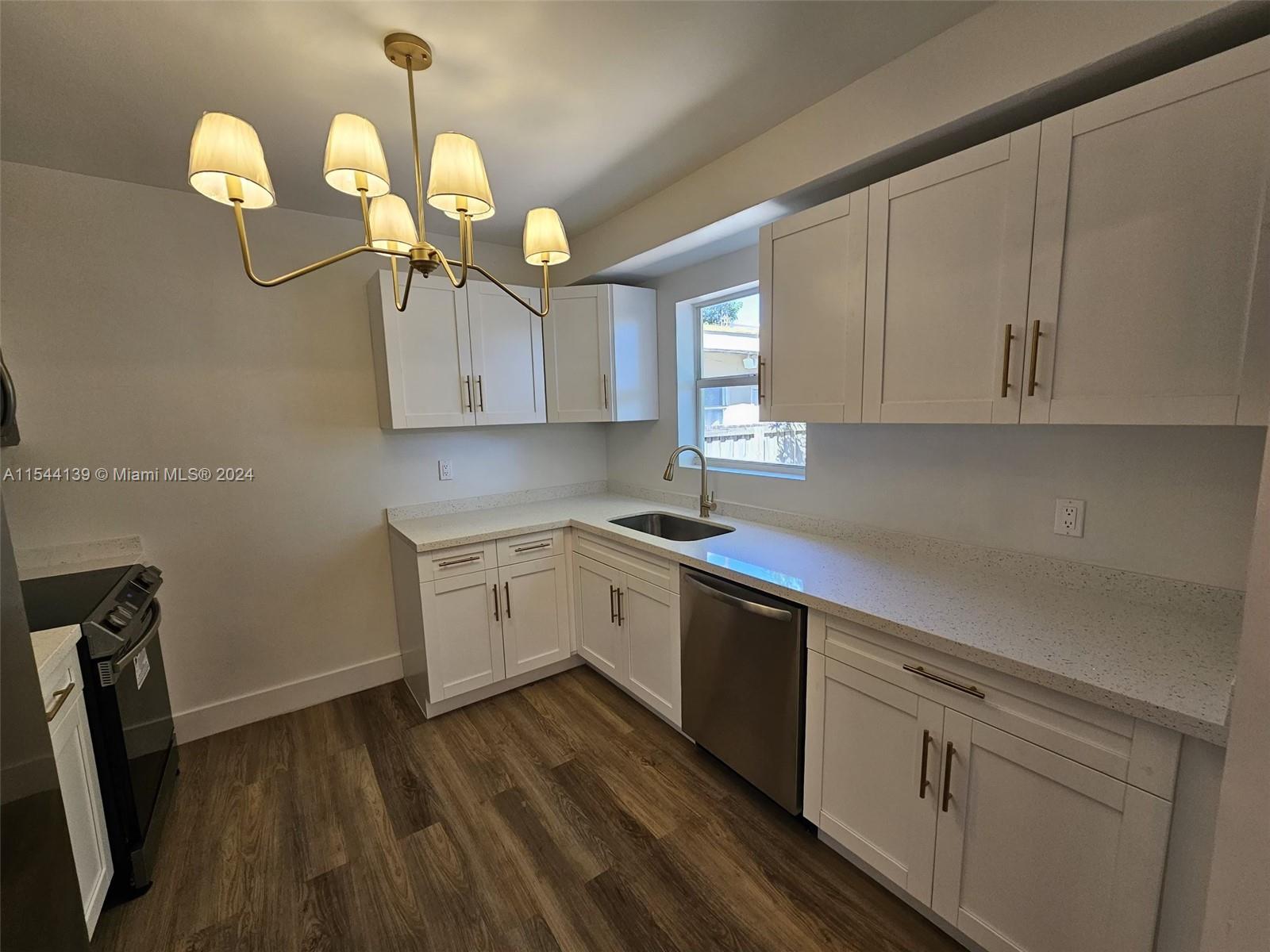 ISLE OF NORMANDY MIAMI VI - Residential Lease
