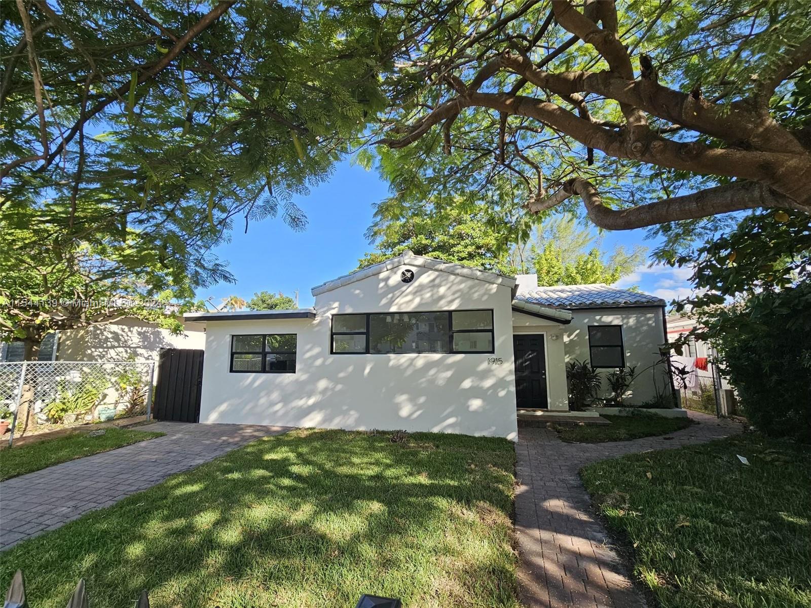 ISLE OF NORMANDY MIAMI VI - Residential Lease
