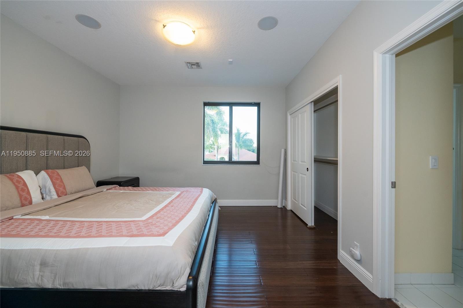 SUNSET LAKES PLAT TWO - Residential