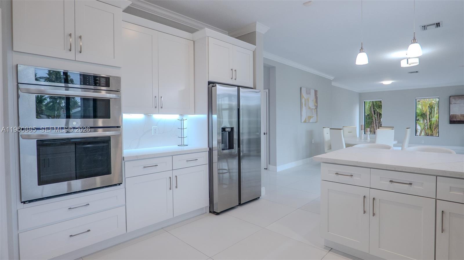 SUNSET LAKES PLAT TWO - Residential