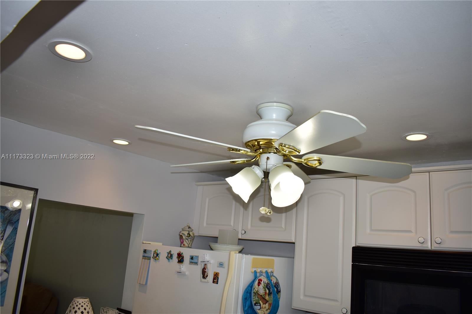 SUNRISE LAKES 81 CONDO - Residential