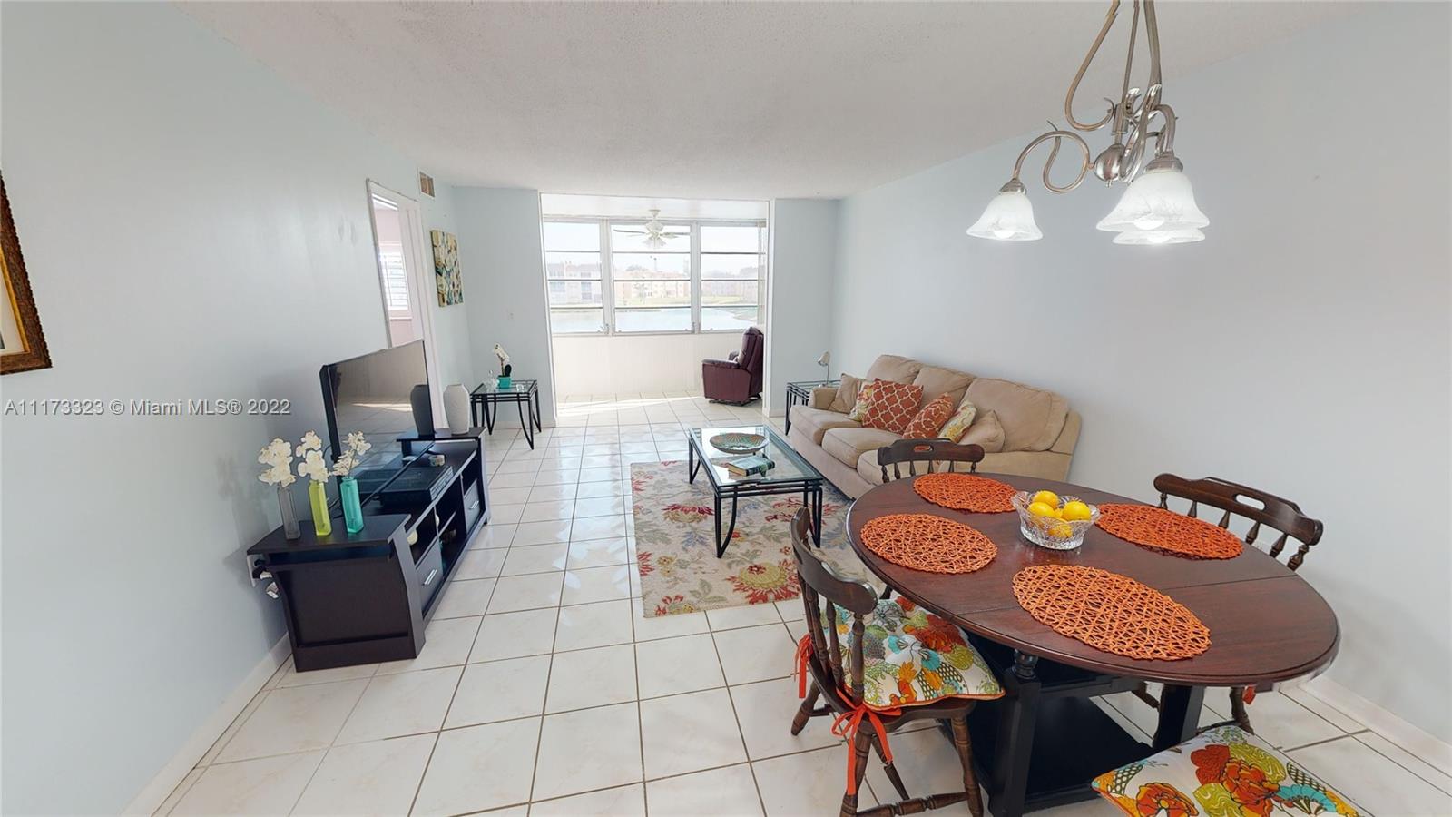 SUNRISE LAKES 81 CONDO - Residential