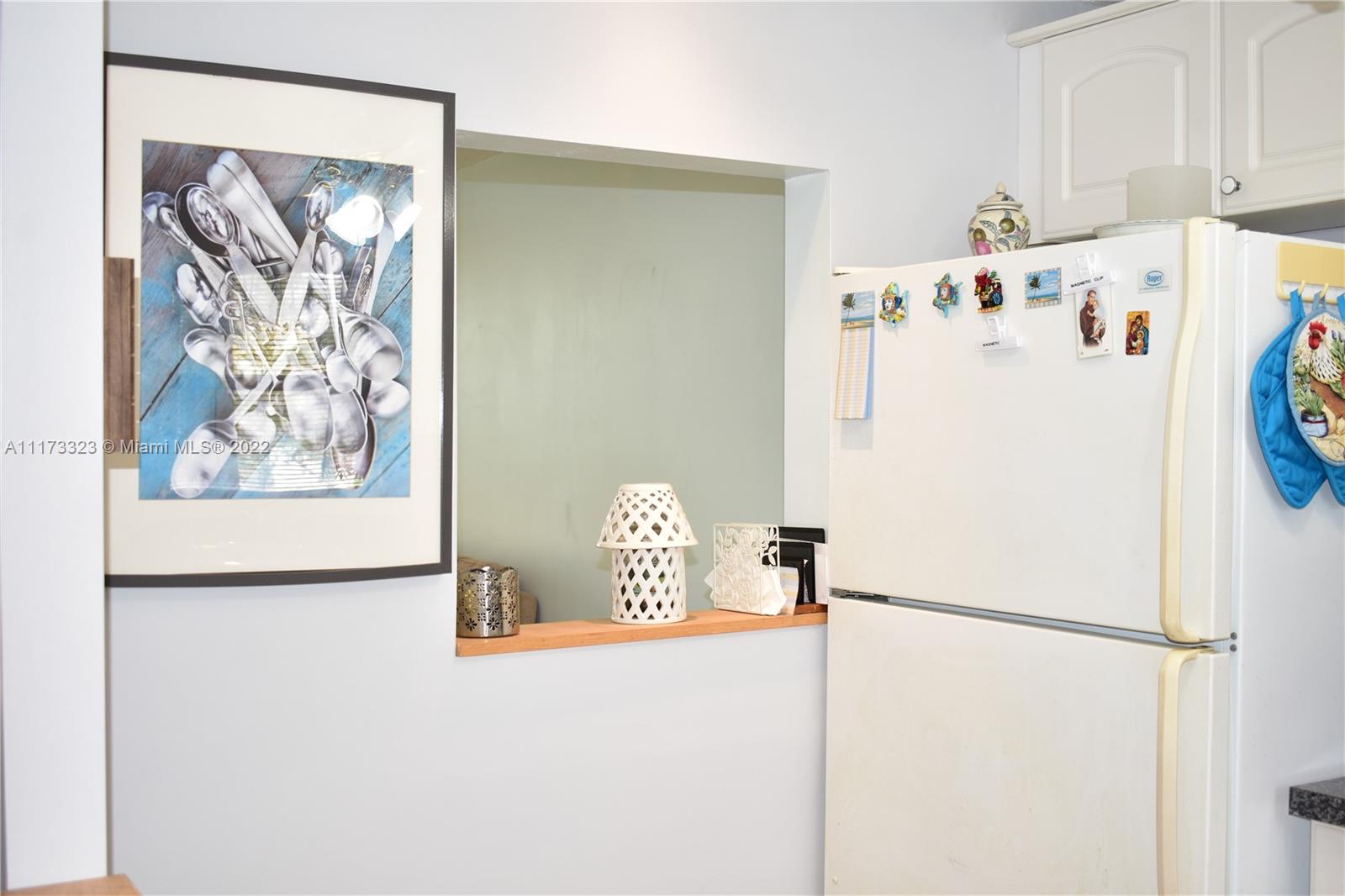 SUNRISE LAKES 81 CONDO - Residential