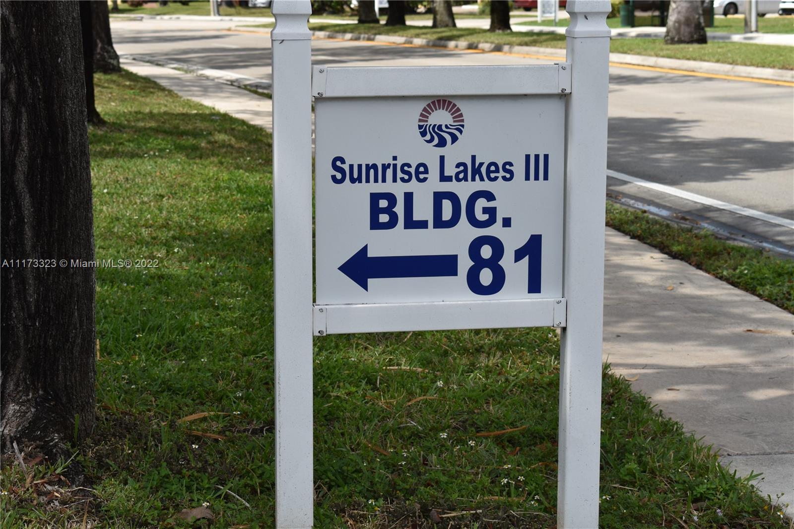 SUNRISE LAKES 81 CONDO - Residential