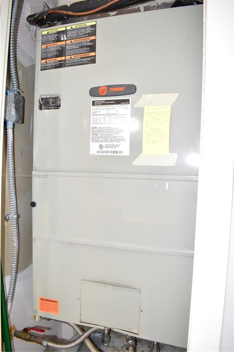 SUNRISE LAKES 81 CONDO - Residential