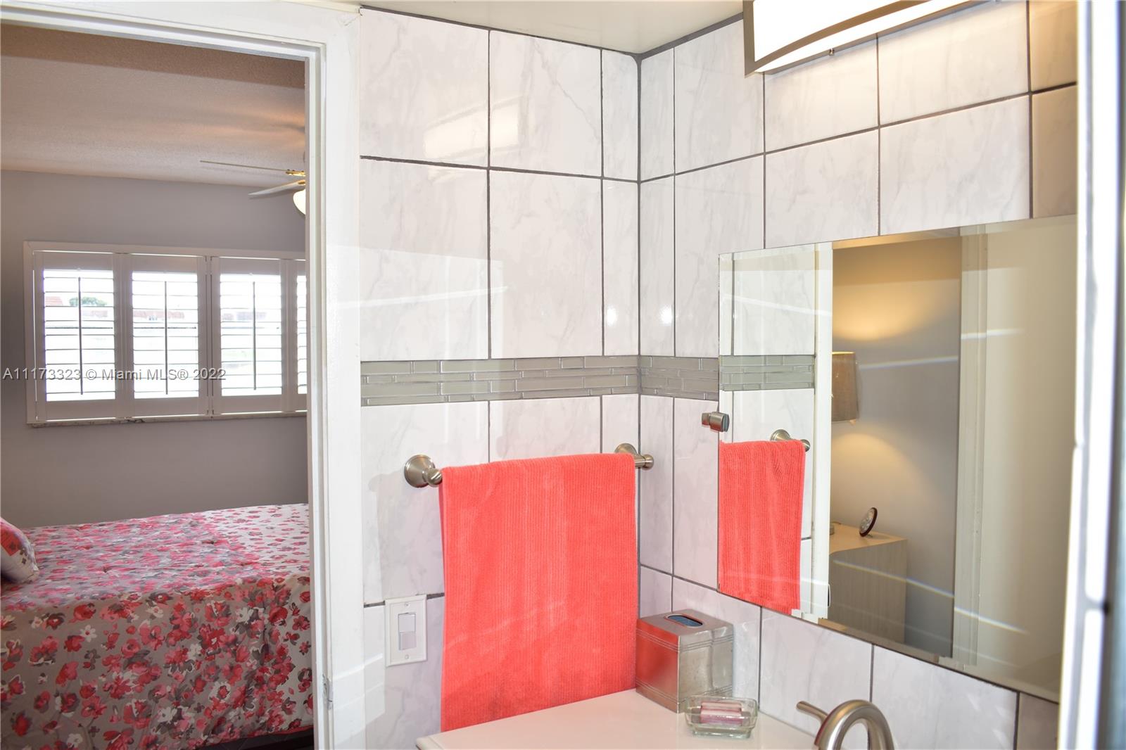 SUNRISE LAKES 81 CONDO - Residential