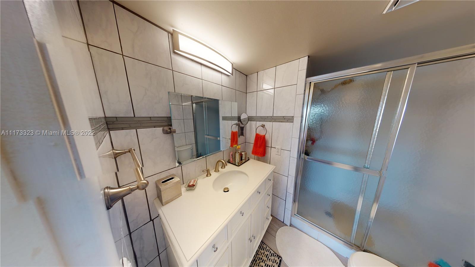 SUNRISE LAKES 81 CONDO - Residential