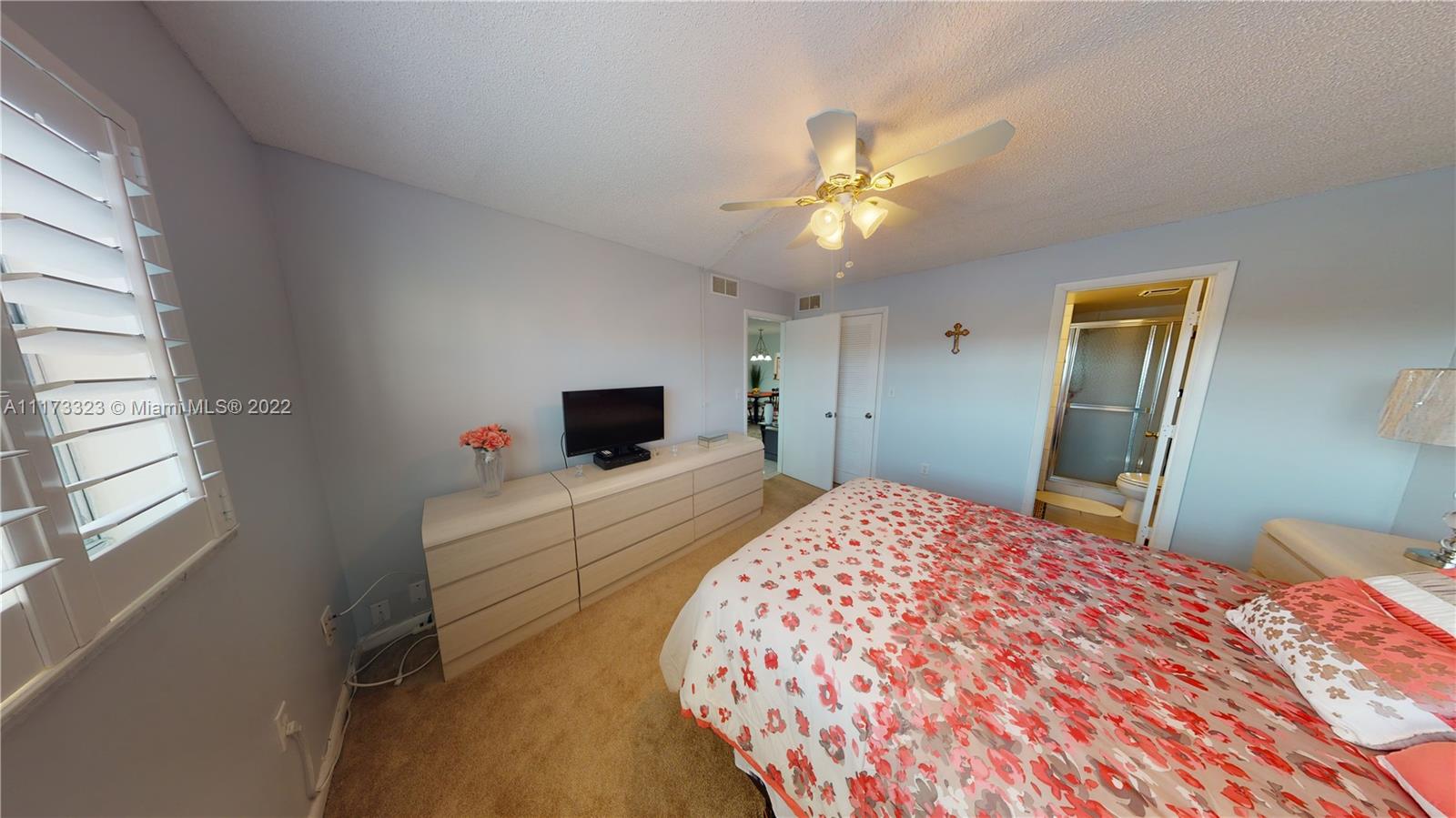 SUNRISE LAKES 81 CONDO - Residential