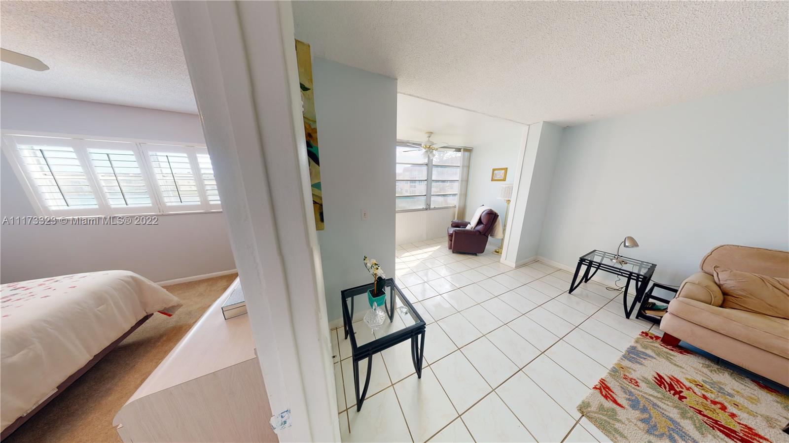 SUNRISE LAKES 81 CONDO - Residential