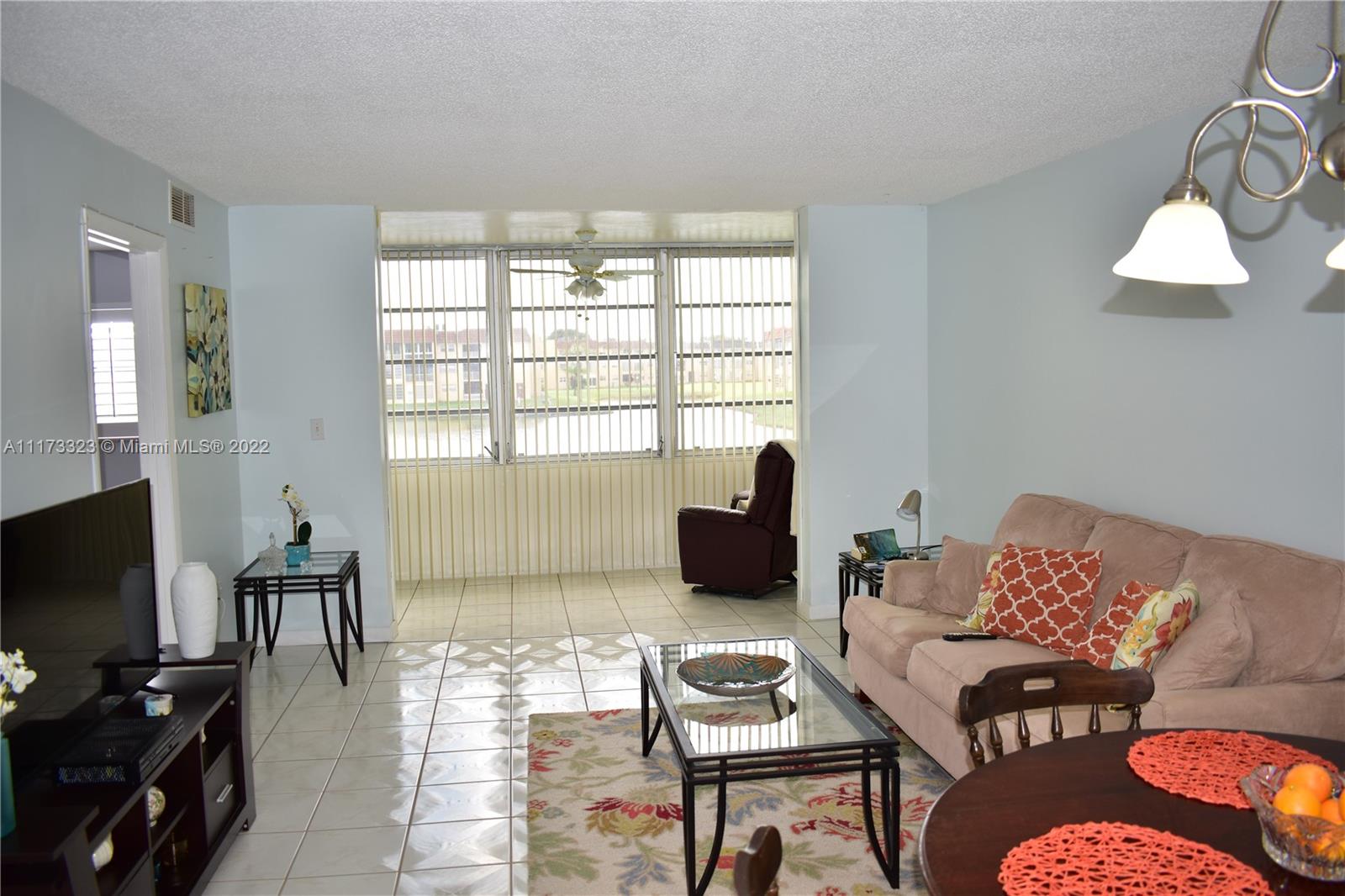 SUNRISE LAKES 81 CONDO - Residential