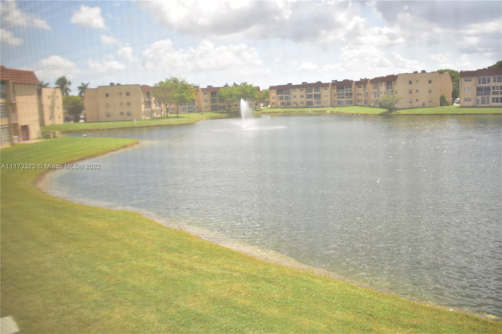 SUNRISE LAKES 81 CONDO - Residential