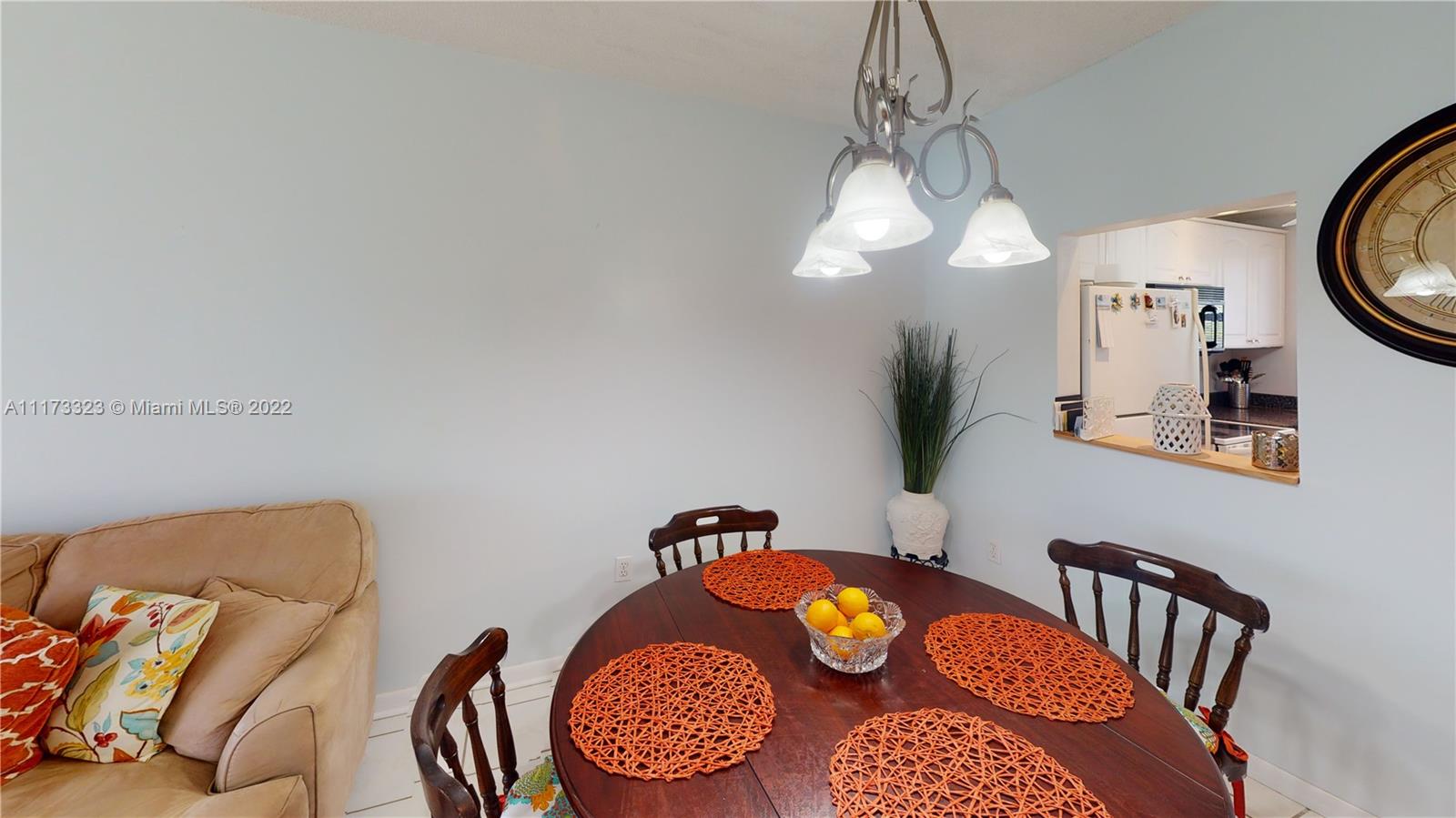 SUNRISE LAKES 81 CONDO - Residential