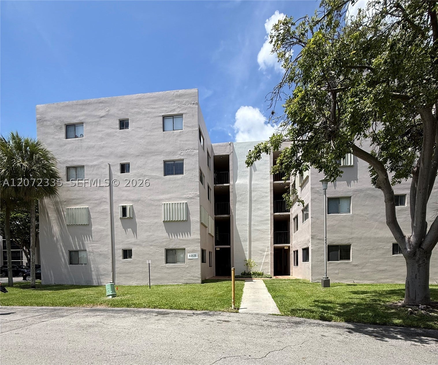 8520 SW 133rd Ave Rd
