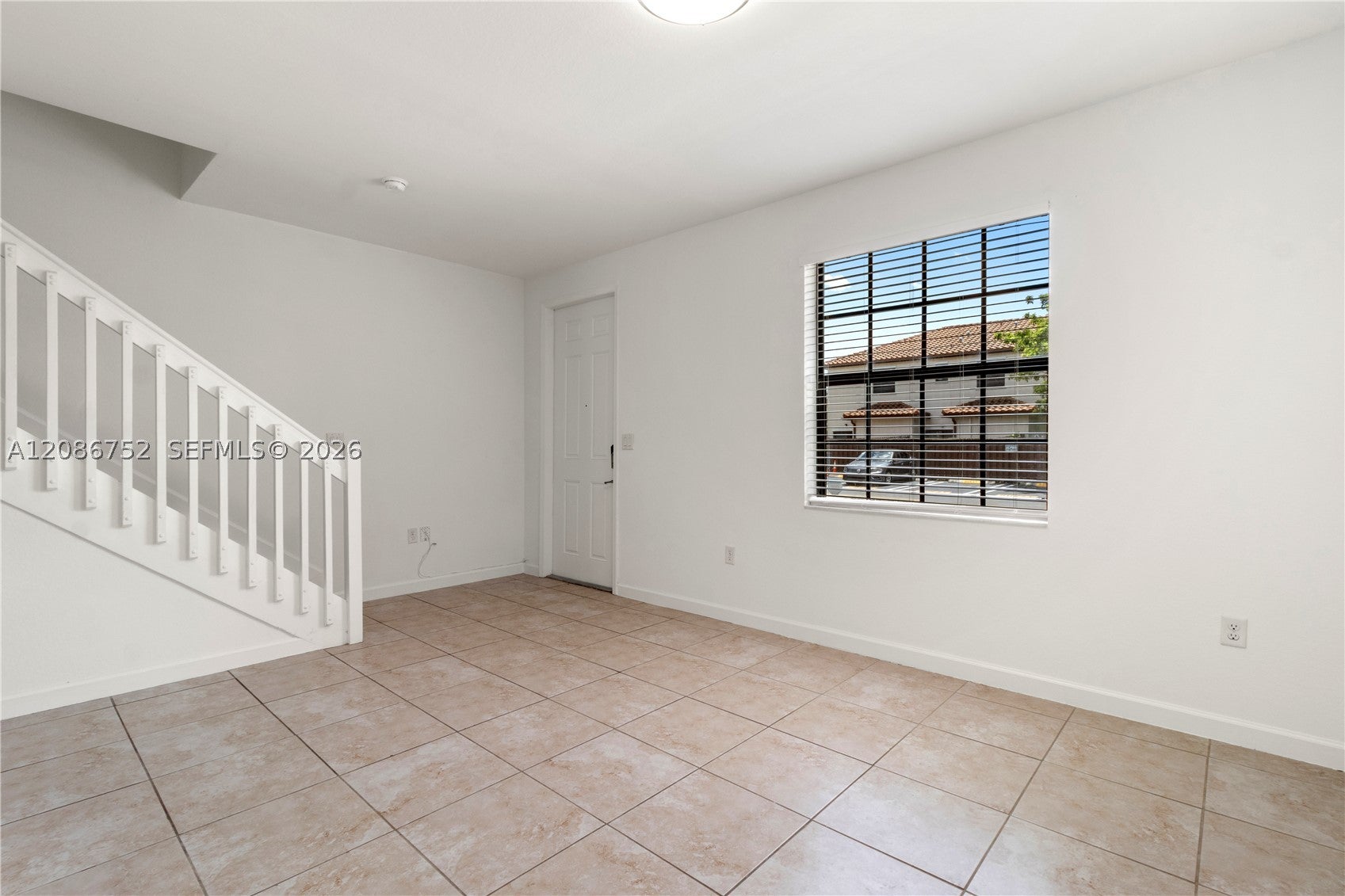 3217 SE 4th St 3217